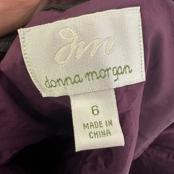 Donna Morgan Plum Purple Strapless Ruched Bodice Maxi Evening Formal Gown Size 6 - Picture 6 of 6
